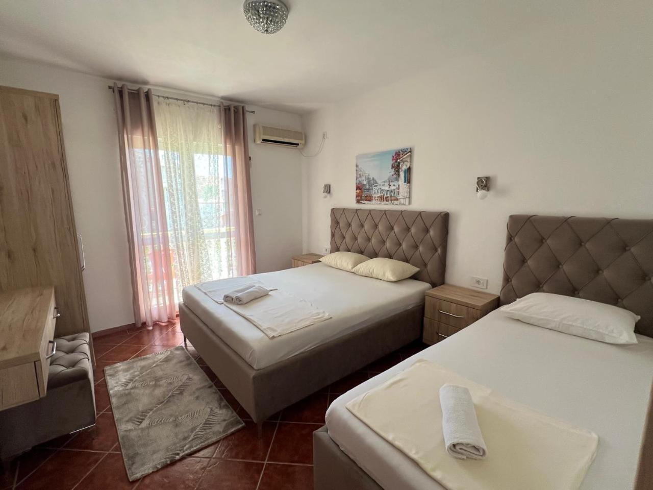 Kontiki Apartments 울친 외부 사진